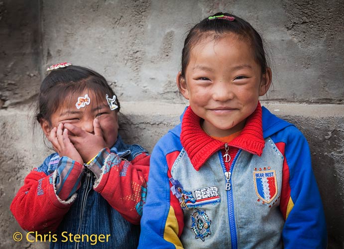 Tibetaanse kinderen, China - Tibetan sisters, China
