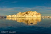 Iceberg in midnightsun